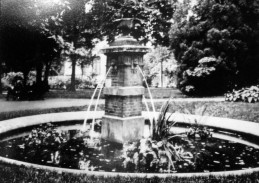 Verdwenen fontein Villapark. Foto: F. Welters.